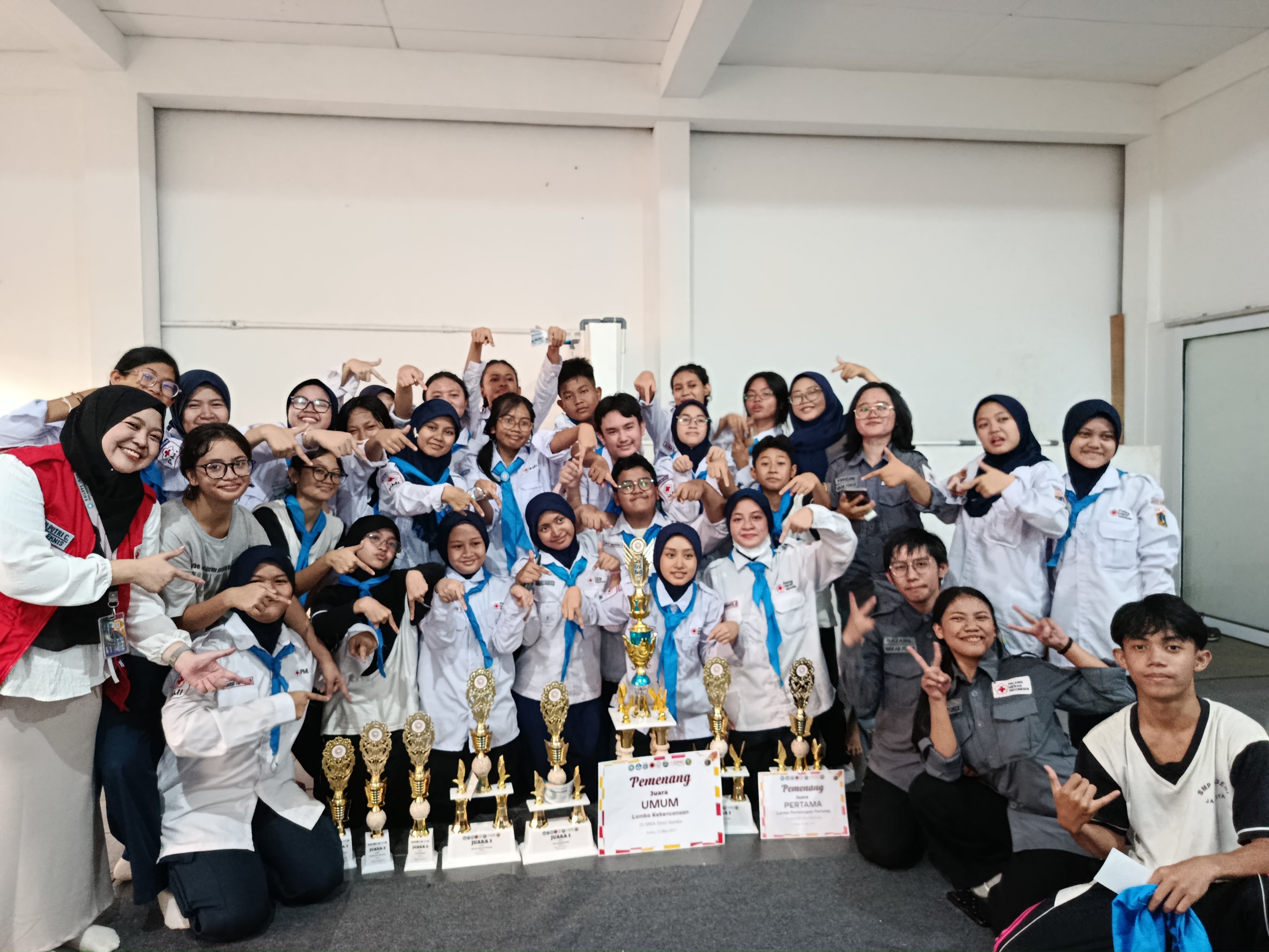 Latihan Gabungan Kebencanaan SMA Dewi Sartika